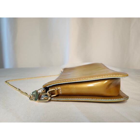 Louis Vuitton - Picture 6 of 15